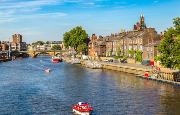 英國留學 | 申請英國永居，有哪些主流簽證 ？捷徑是……