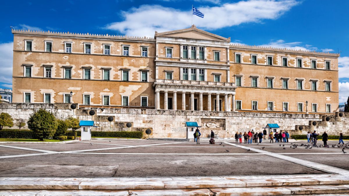 希臘商改住移民項目：投資機會與潛在風險解析！