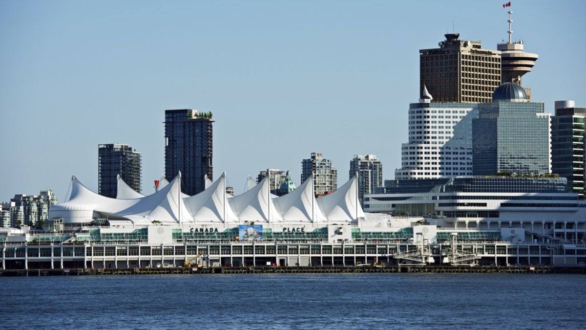 加拿大國際本科留學簽證新政策申請避坑指南